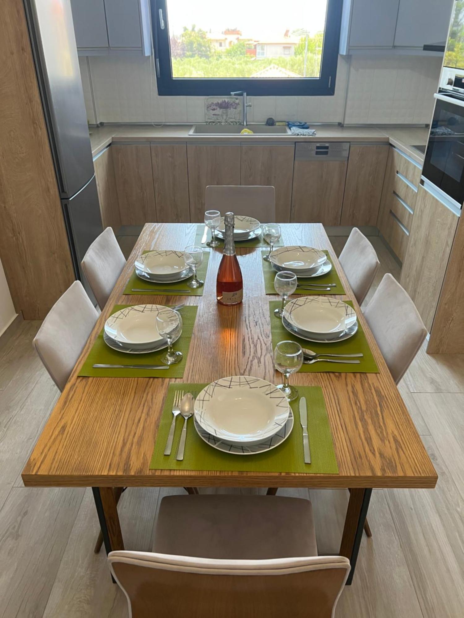 شقة L&S House نيكيتي المظهر الخارجي الصورة