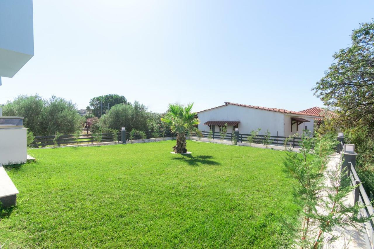شقة L&S House نيكيتي المظهر الخارجي الصورة